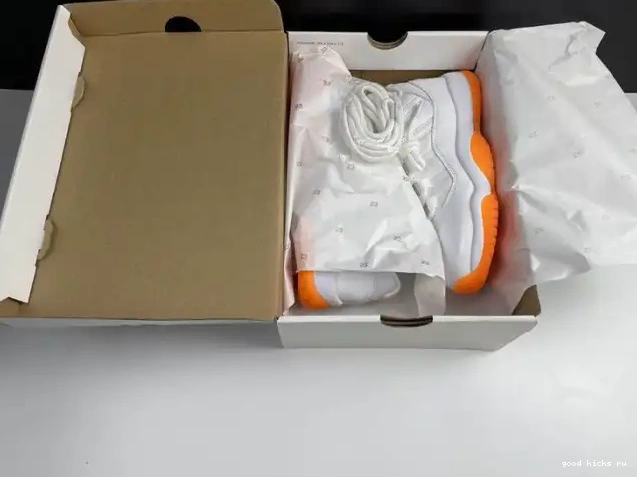 BRIGHT AIR LOW CITRUS RETRO AH7860-139 JORDAN 11 0509